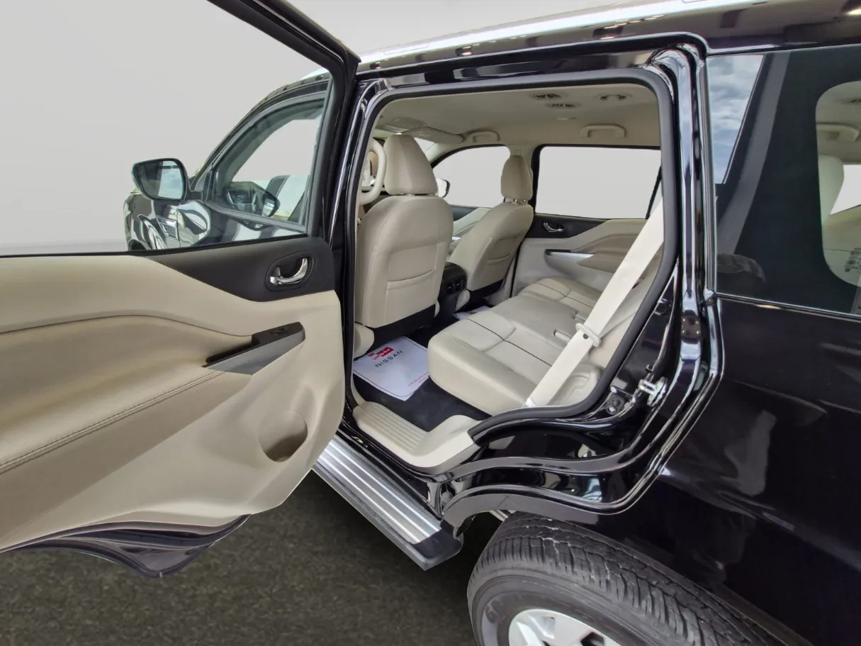 nissan xterra IMAGE