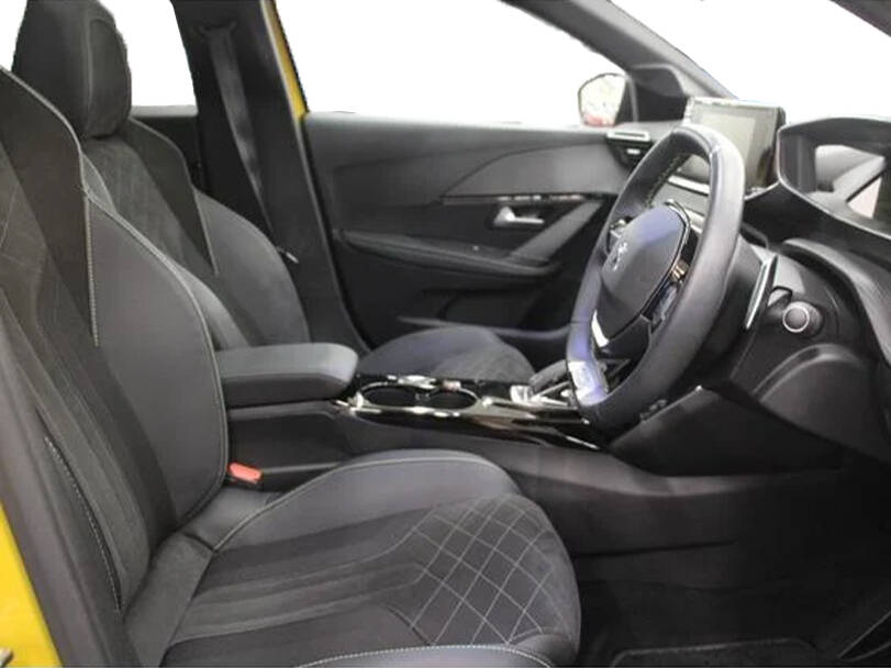 makes.peugeot models.208 IMAGE