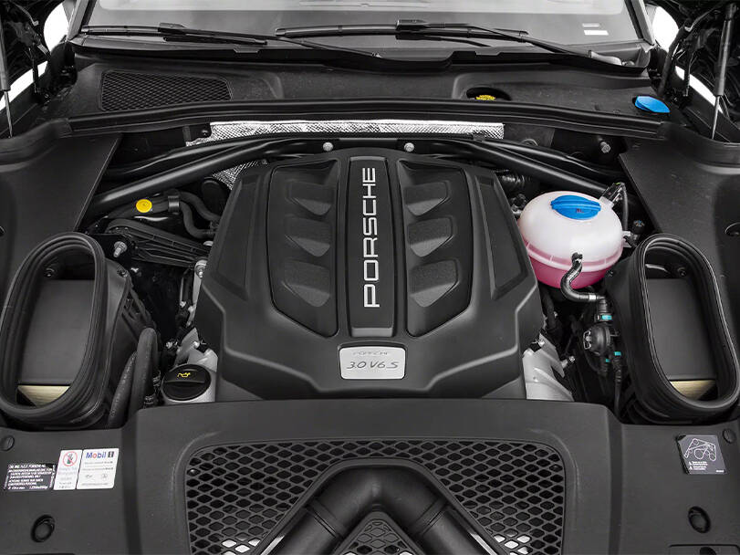 porsche macan IMAGE