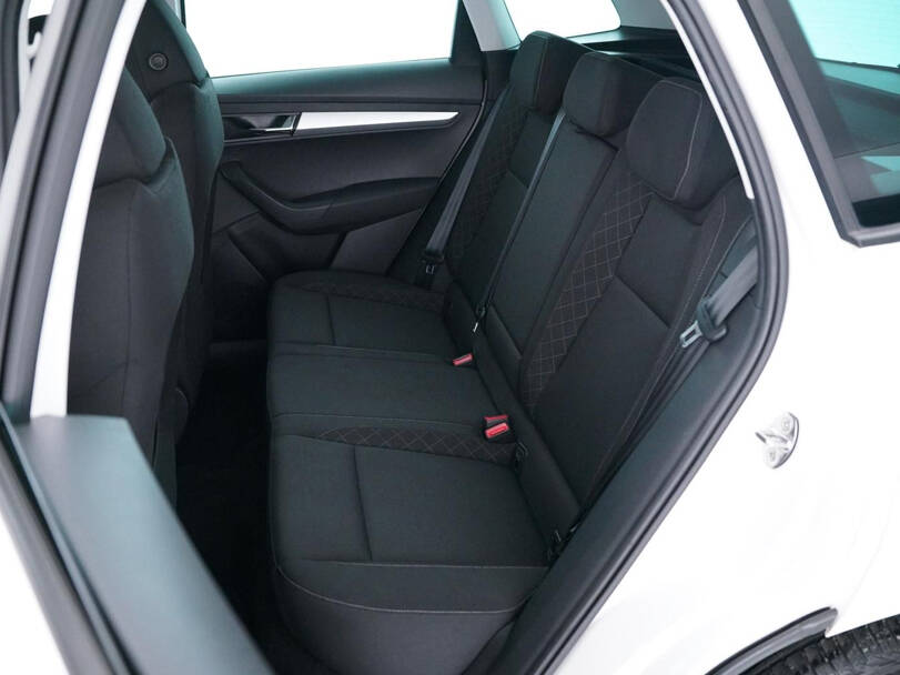 skoda karoq IMAGE