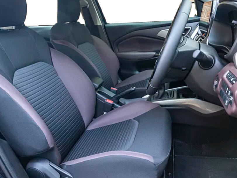suzuki fronx IMAGE