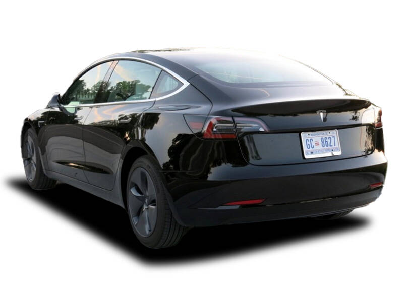 makes.tesla models.model-3 IMAGE