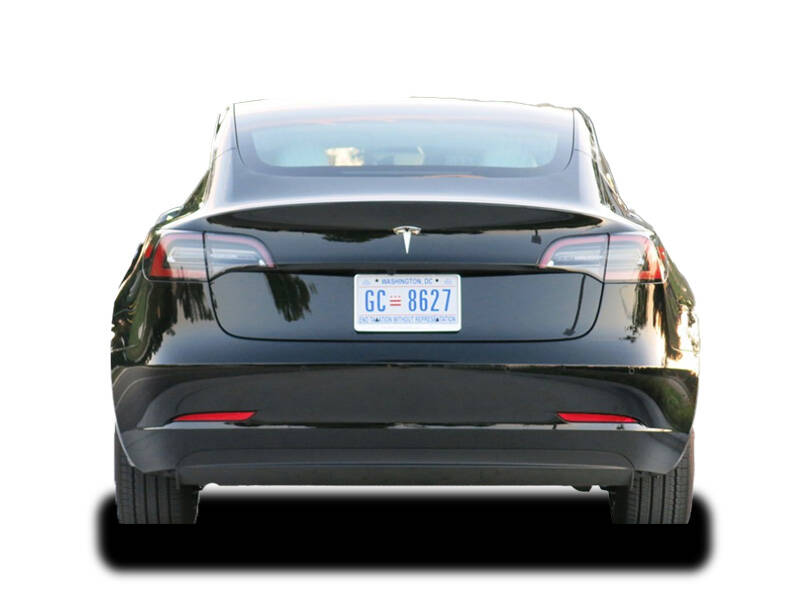 makes.tesla models.model-3 IMAGE