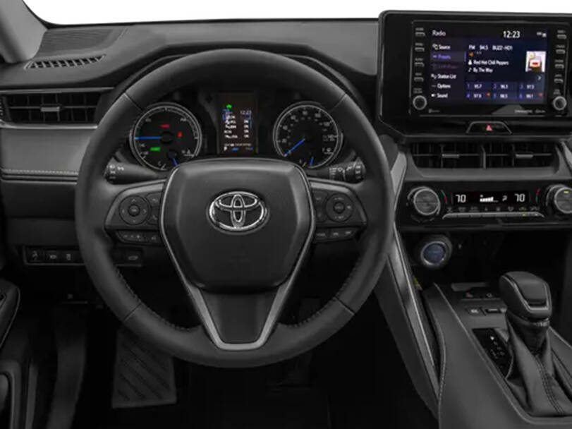 toyota avanza IMAGE