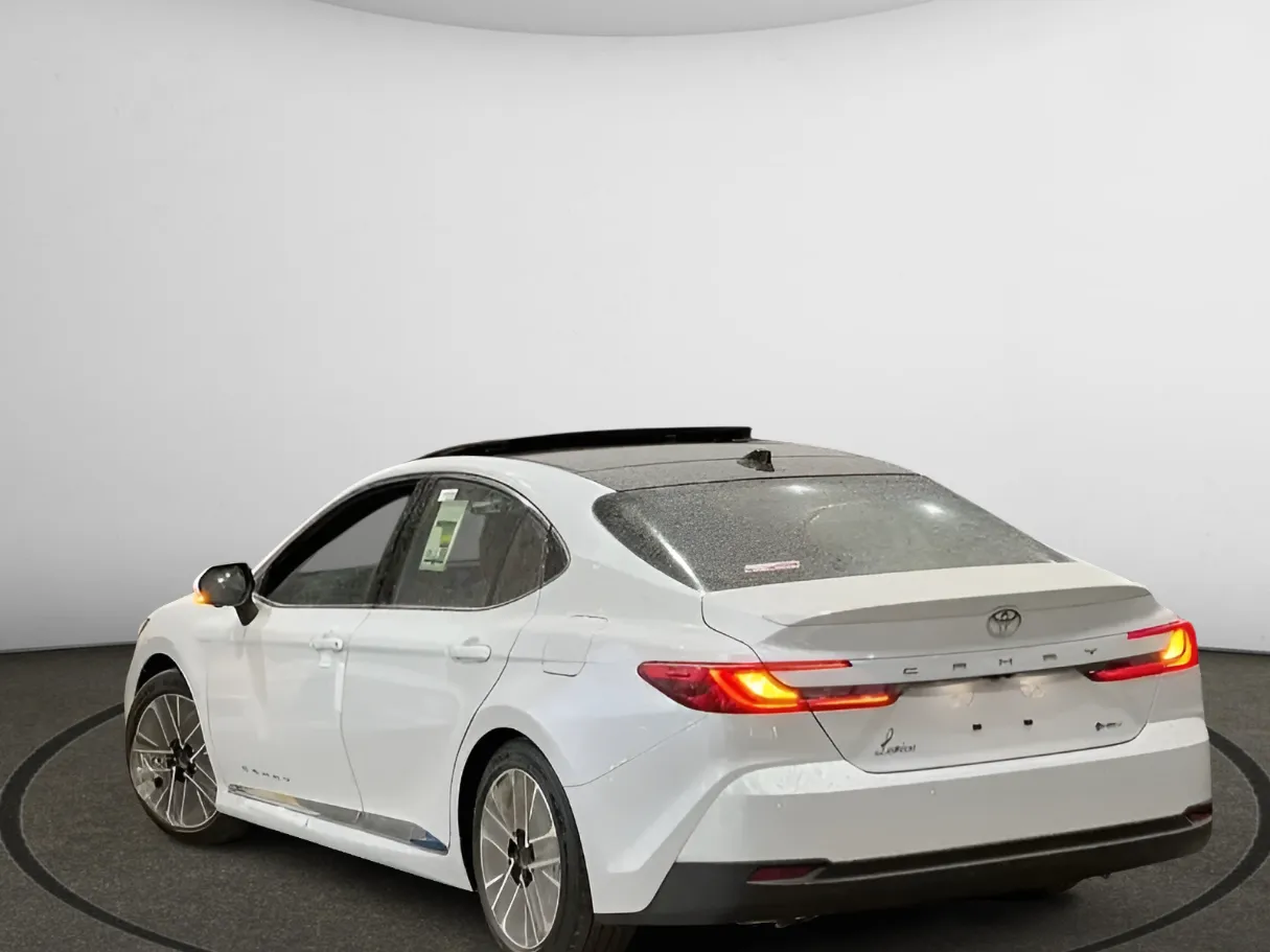 toyota camry IMAGE