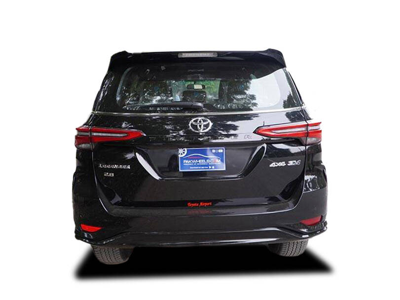 makes.toyota models.fortuner IMAGE
