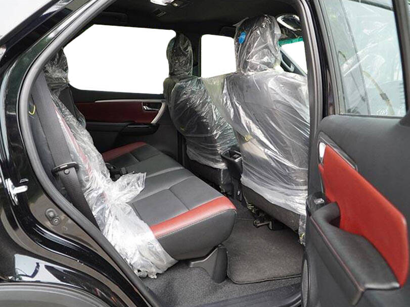 makes.toyota models.fortuner IMAGE