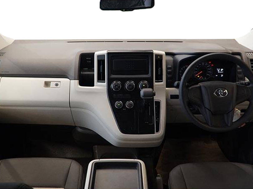 toyota hiace IMAGE