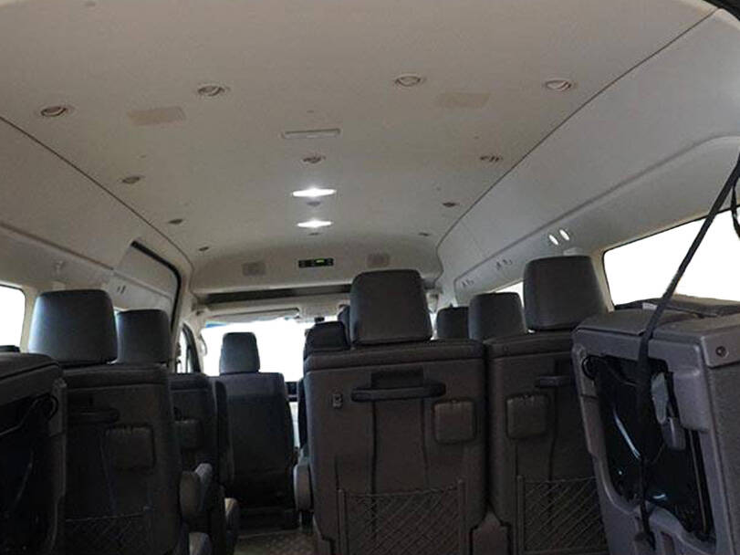 toyota hiace IMAGE