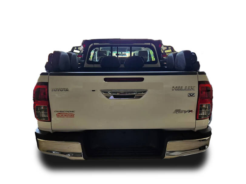 toyota hilux IMAGE