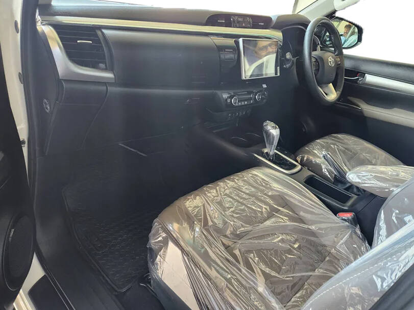 toyota hilux IMAGE