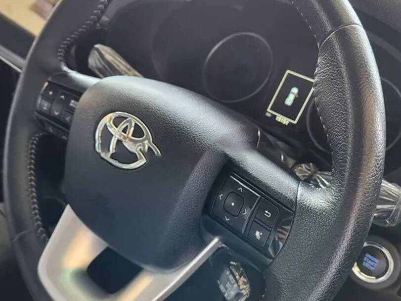 toyota hilux IMAGE