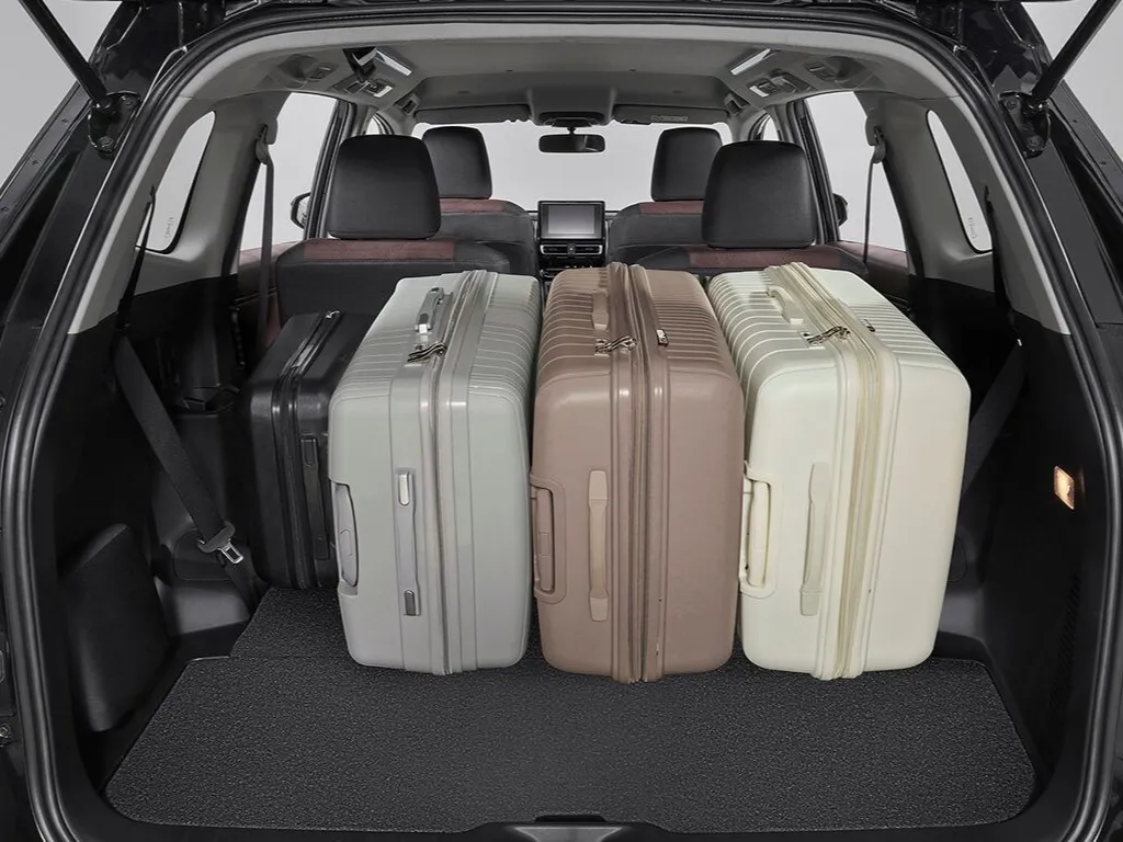 toyota innova IMAGE