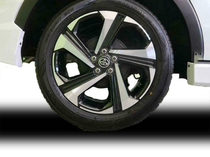 toyota raize IMAGE