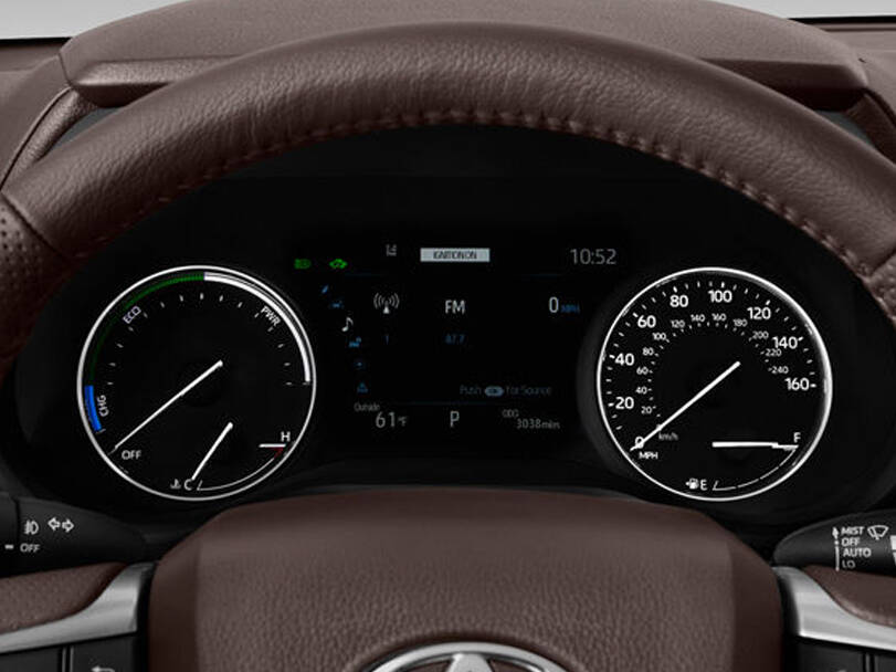 toyota sienna IMAGE