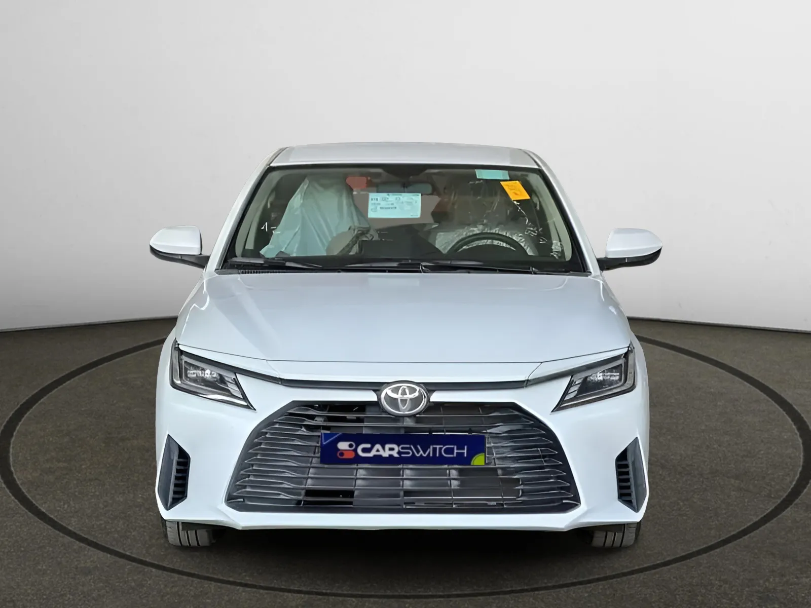 makes.toyota models.yaris IMAGE