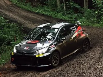 toyota yaris IMAGE