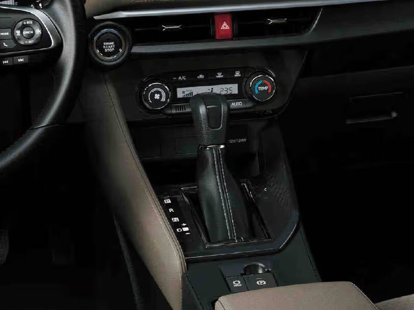 toyota yaris IMAGE