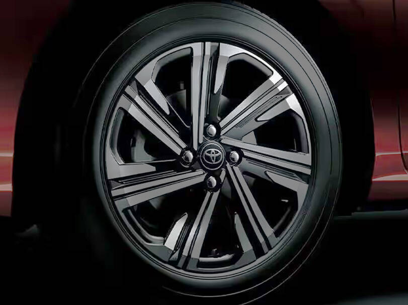 toyota yaris IMAGE