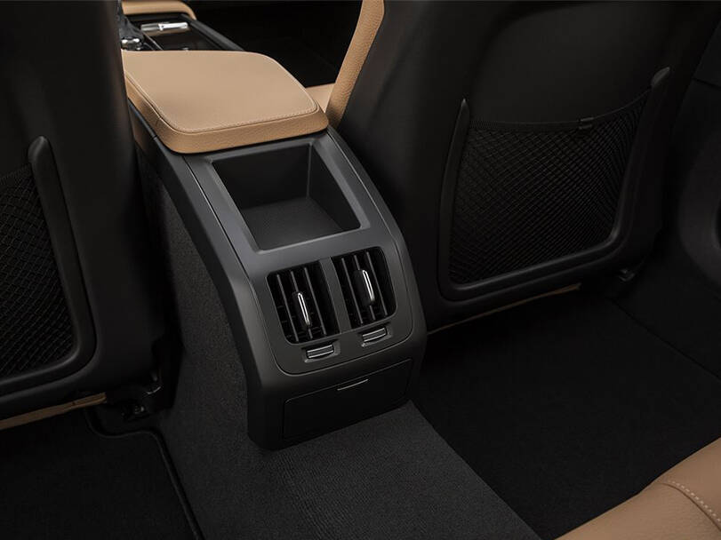 makes.volvo models.s90 IMAGE