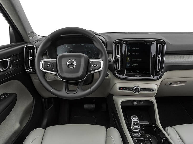 volvo xc40 IMAGE