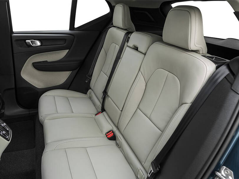 volvo xc40 IMAGE