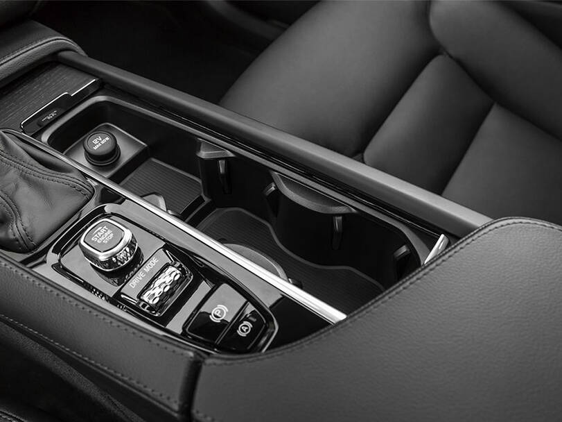 volvo xc90 IMAGE
