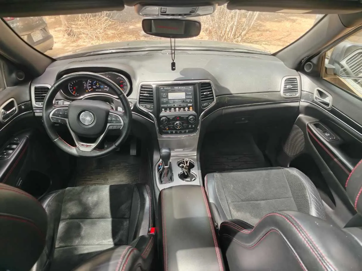 Car image 22