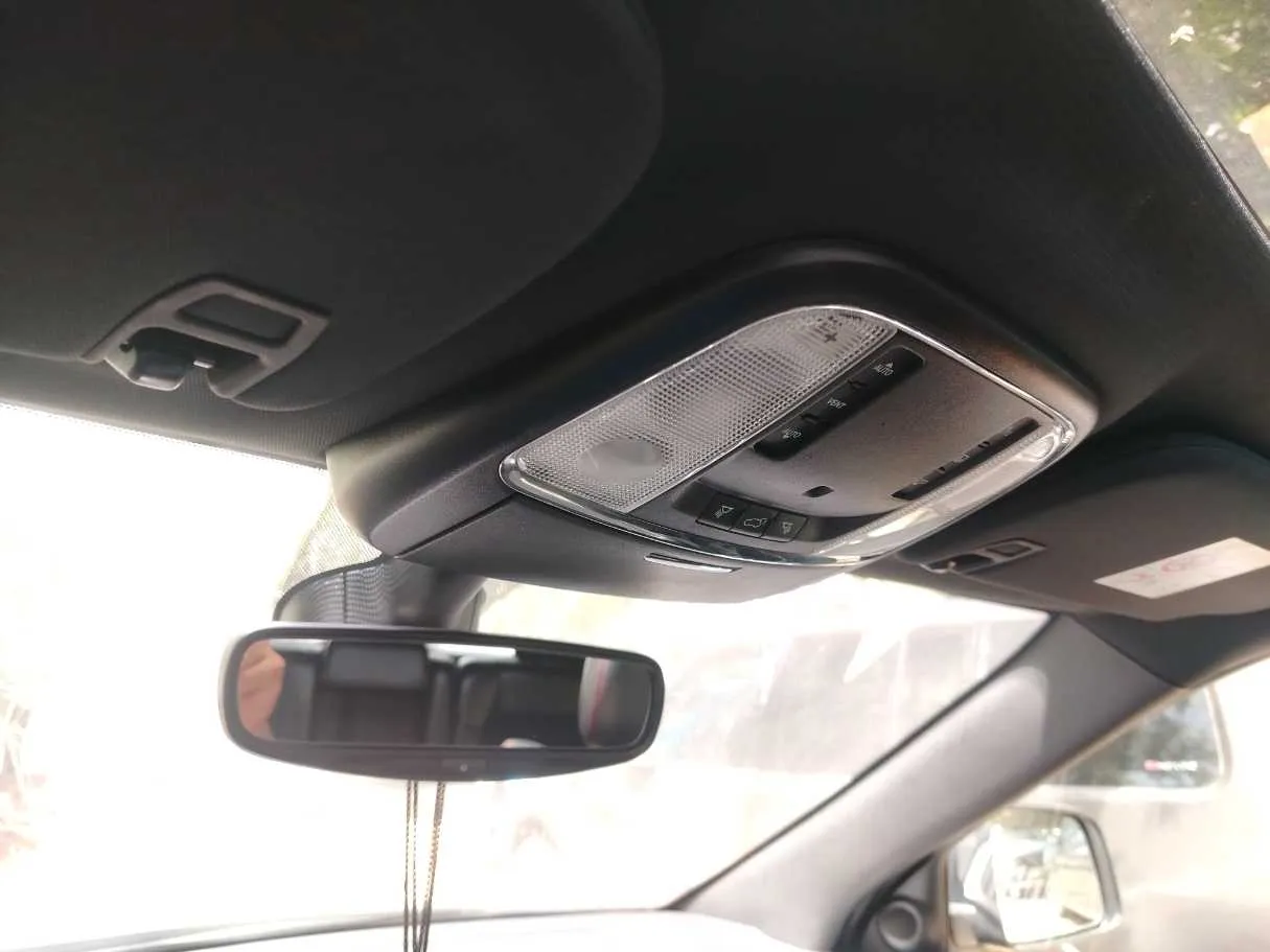 Car image 44
