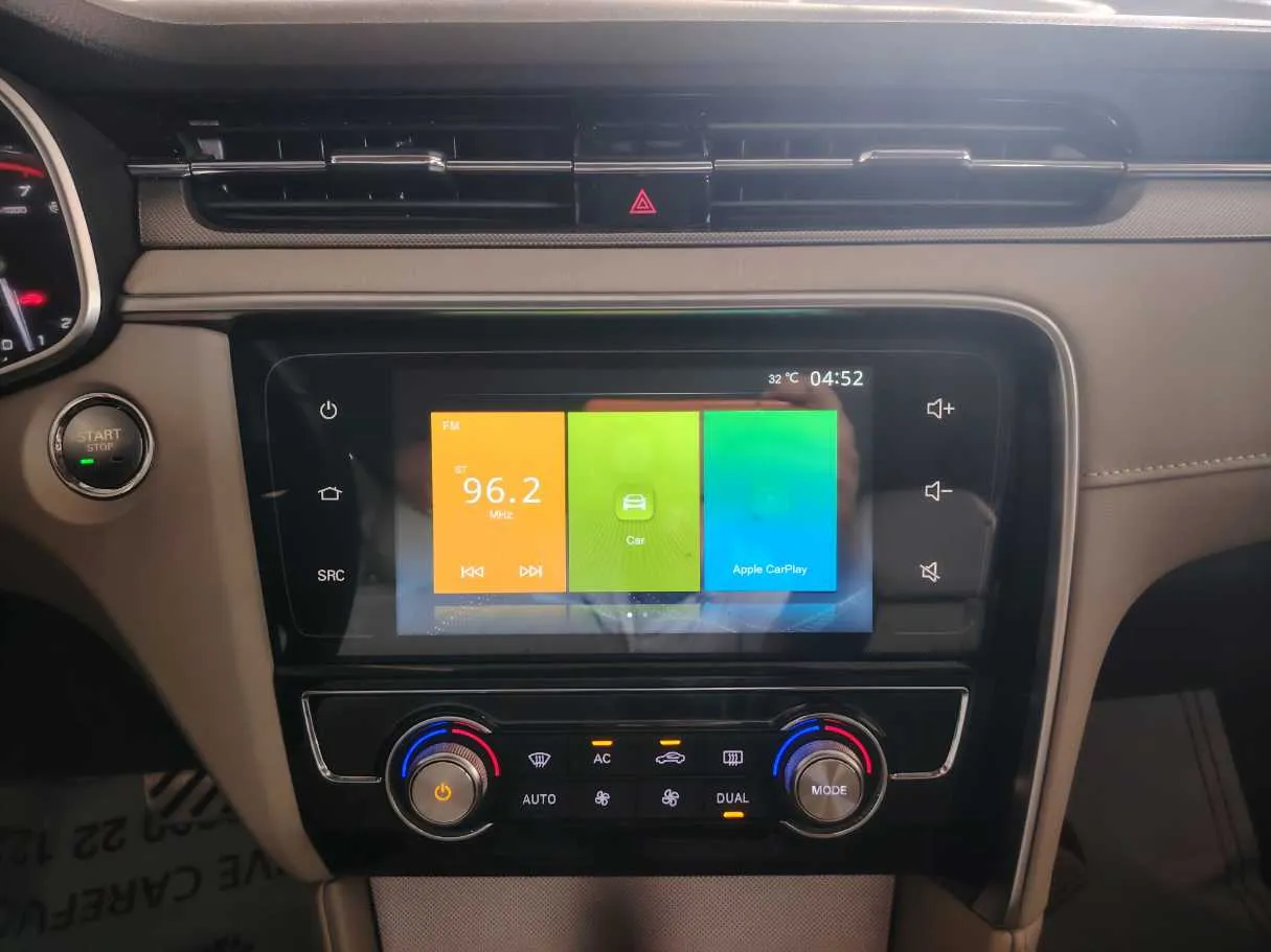 Car image 21