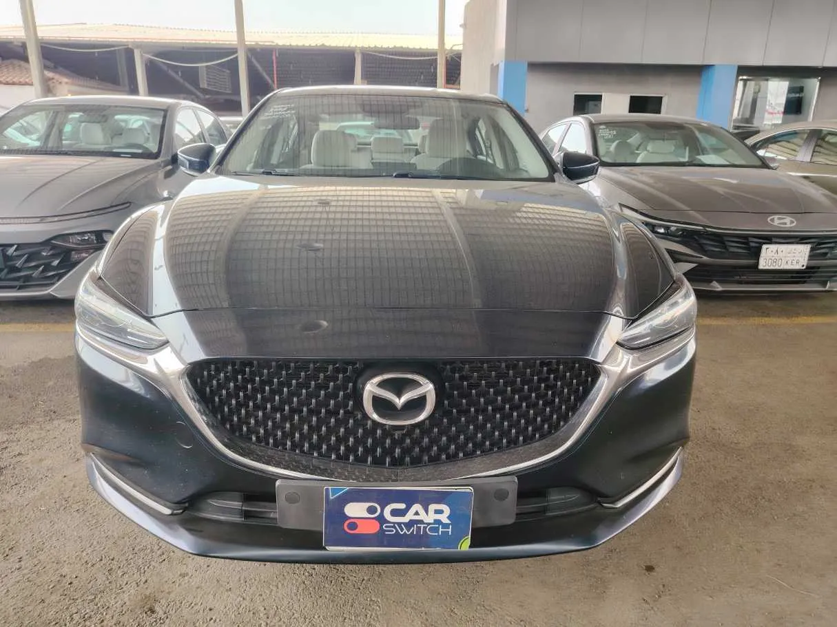Car image 2