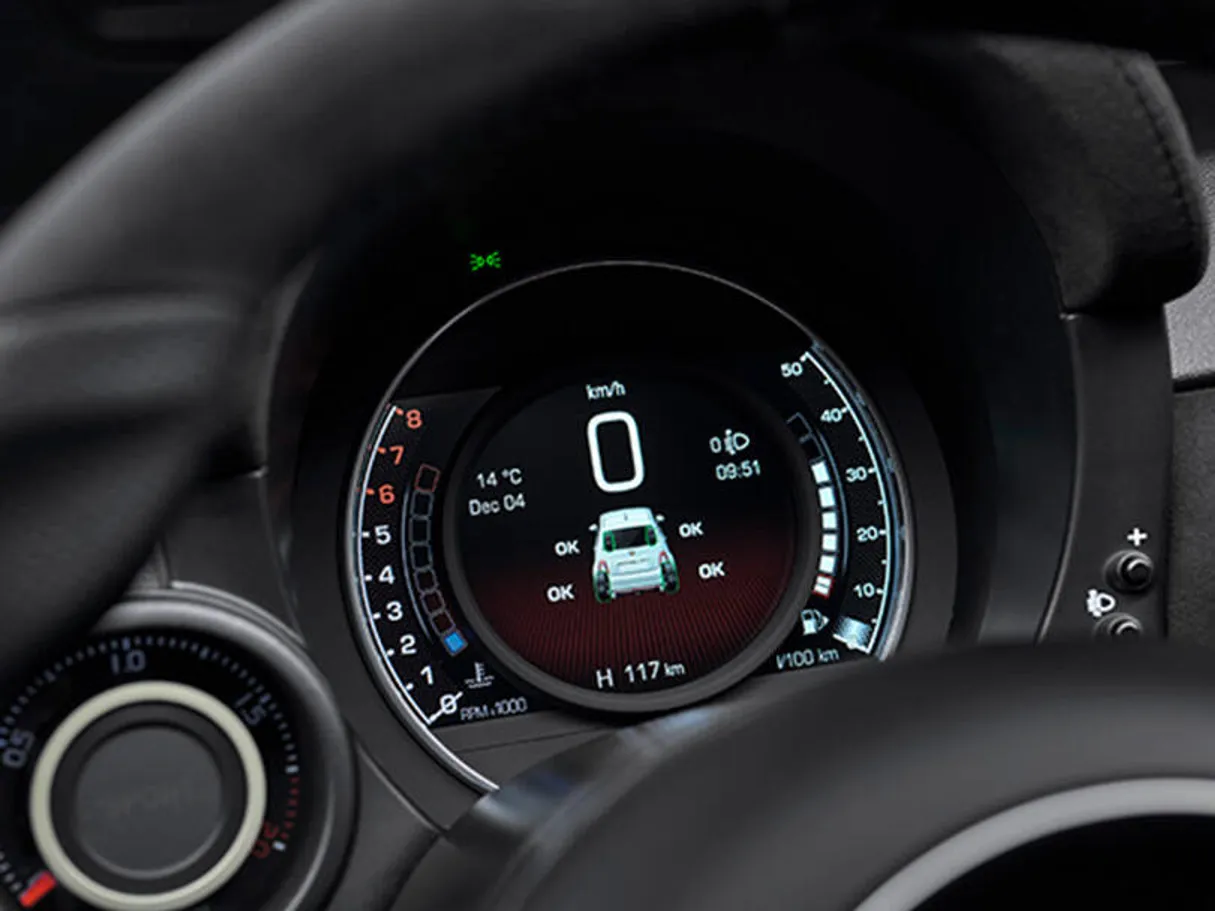 Car image 9