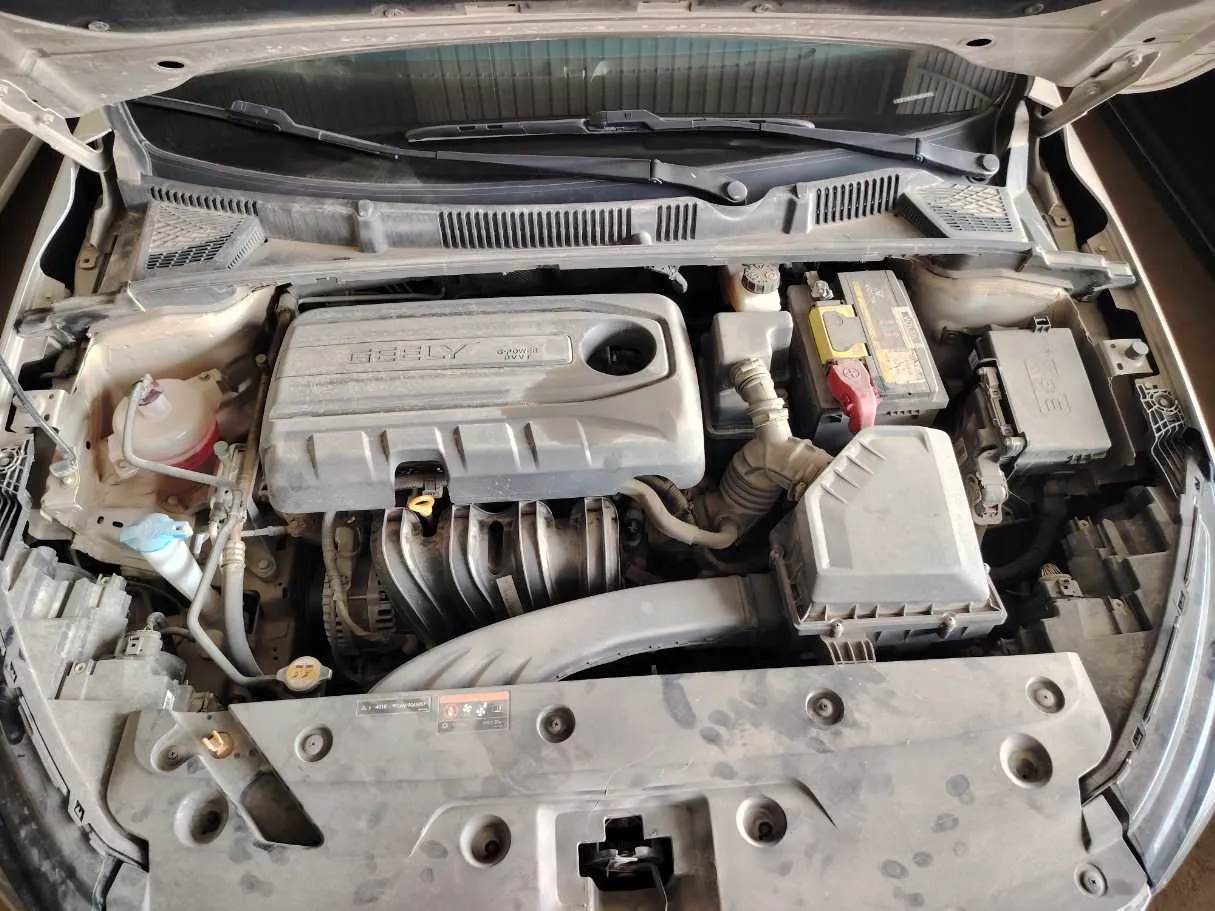 Car image 32