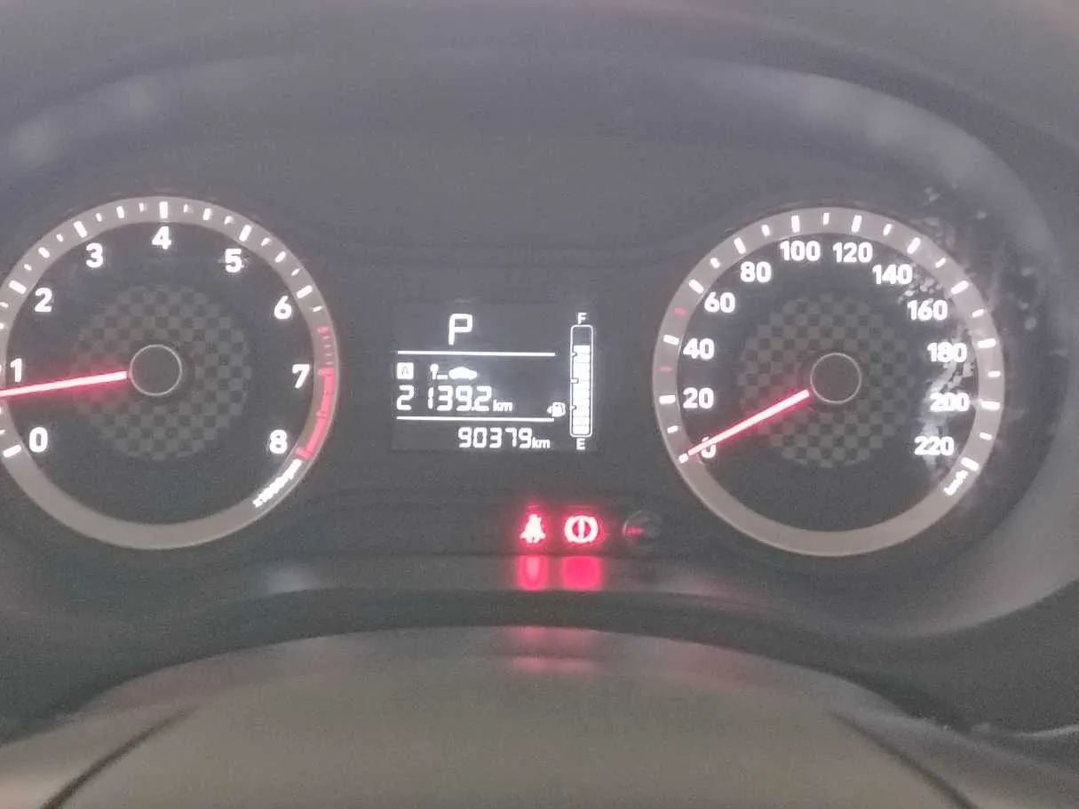 Car image 24