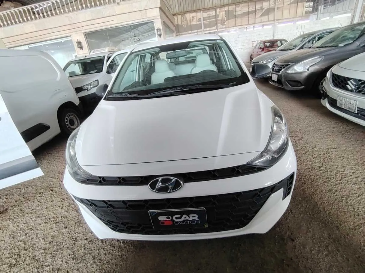 Car image 2