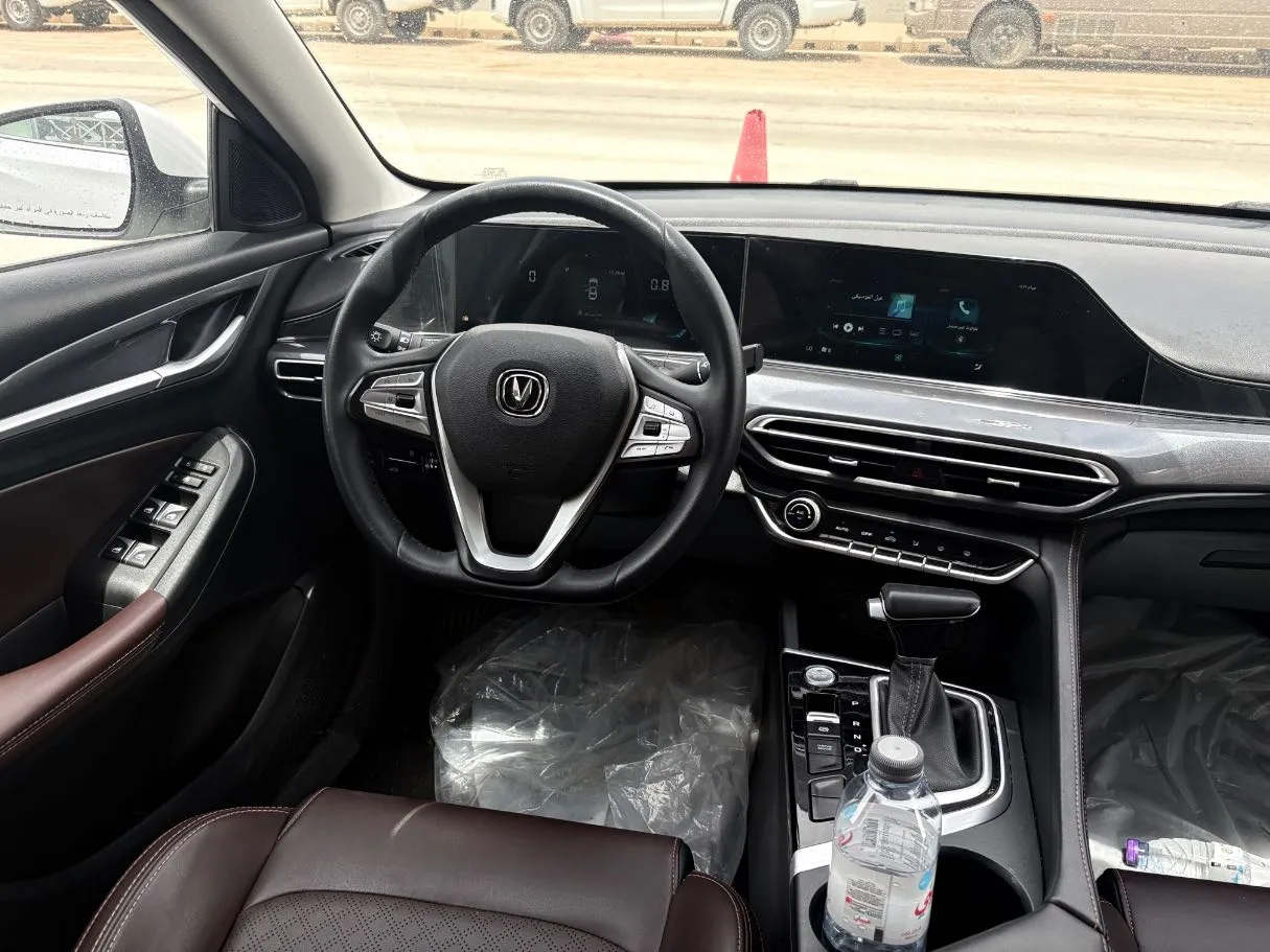 Car image 21
