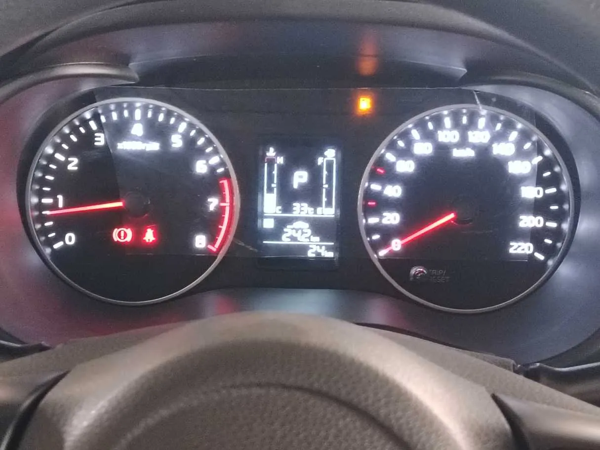 Car image 25