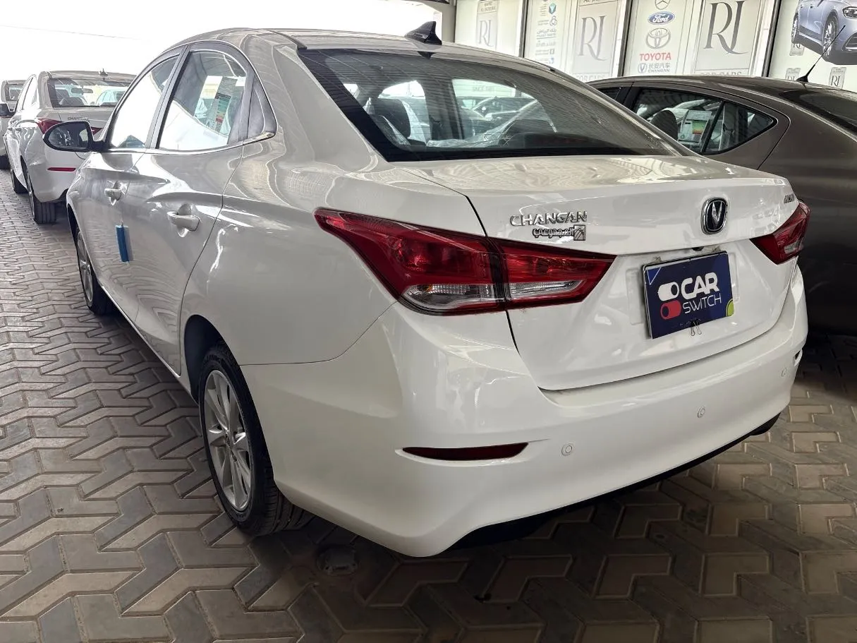 Car image 6