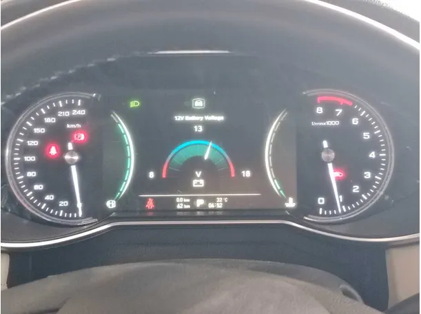 Car image 28