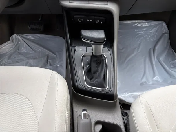 Car image 23