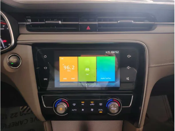 Car image 21