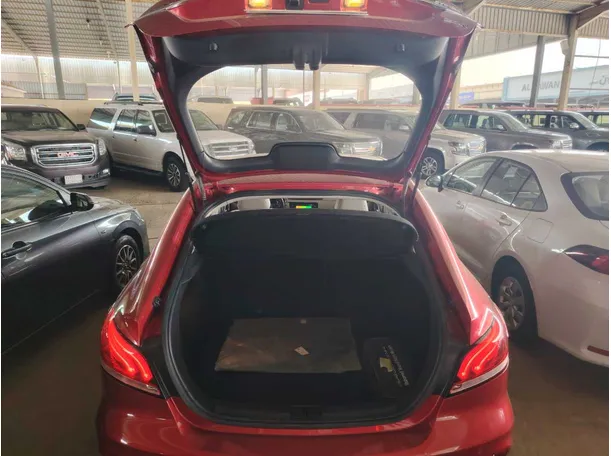 Car image 30