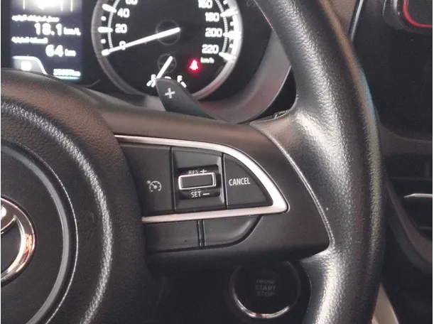 Car image 26