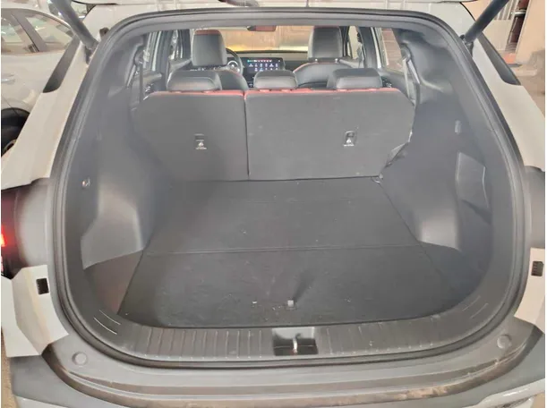 Car image 31