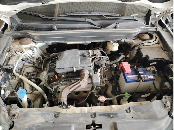 Car image 32