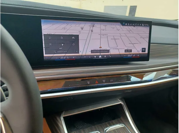Car image 18