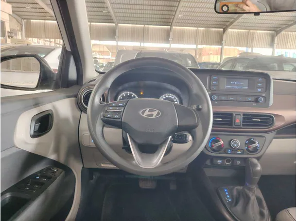 Car image 22