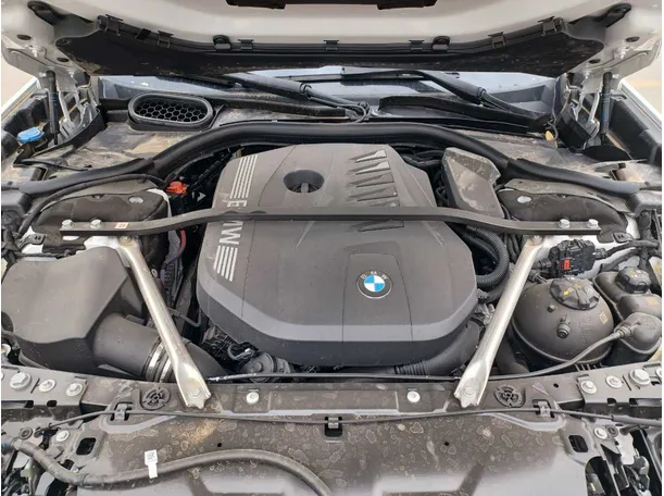 Car image 24